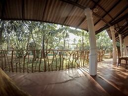 Apsaras Resort Sigiriya