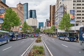 Stylish Apartment near Entertainment District