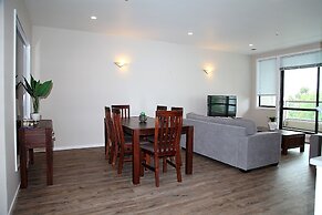 Stylish Apartment near Entertainment District