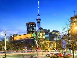 Stylish Apartment near Entertainment District