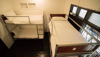 Y Not Laos Hostel