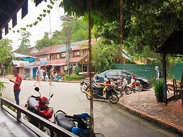 Y Not Laos Hostel