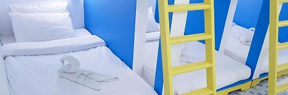 Hua Hin Night Market Hostel