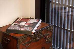 Gion Misen Furumonzen