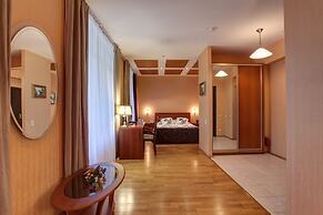 President Hotel