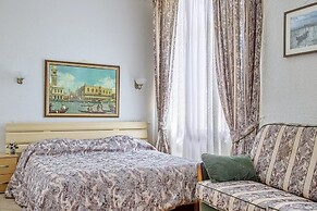 President Hotel
