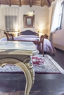 Ostra Menalon Luxury Suites