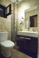 Ostra Menalon Luxury Suites