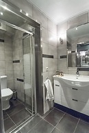 Ostra Menalon Luxury Suites