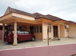 Shima Homestay