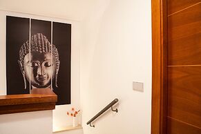 Apartamentos & Suites Real de Cartuja