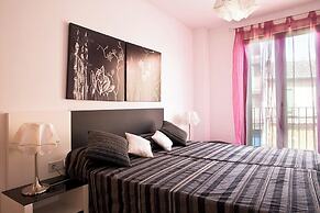 Apartamentos & Suites Real de Cartuja