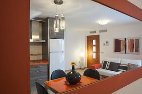 Apartamentos & Suites Real de Cartuja