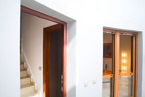 Apartamentos & Suites Real de Cartuja