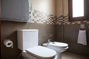 Apartamentos & Suites Real de Cartuja