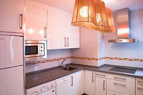 Apartamentos & Suites Real de Cartuja