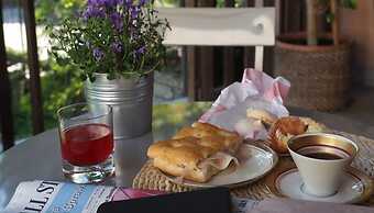 Ca' Rosa Bed & Breakfast