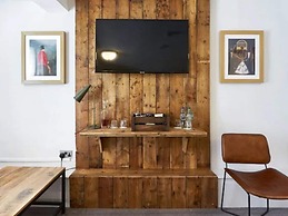 Redesdale Arms Hotel