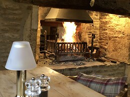 Horse & Groom - Upper Oddington