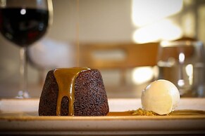 Horse & Groom - Upper Oddington