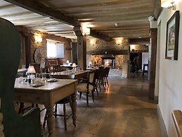 Horse & Groom - Upper Oddington