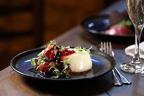 Horse & Groom - Upper Oddington