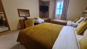 Farnham Arms Hotel