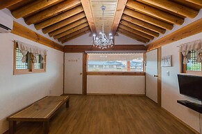 Gyeongju West Namsan Hanok Pension