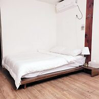 Gyeongju West Namsan Hanok Pension