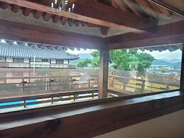 Gyeongju West Namsan Hanok Pension
