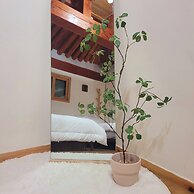 Gyeongju West Namsan Hanok Pension