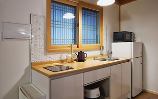 Gyeongju N Hanok Pension