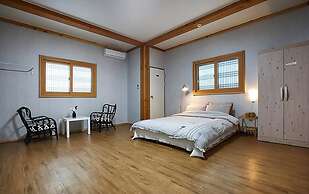 Gyeongju N Hanok Pension