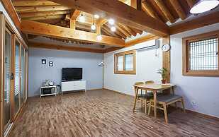 Gyeongju N Hanok Pension