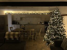 Camerton Inn Cottage