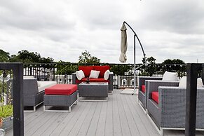 Amazing DC Home with Rooftop Deck