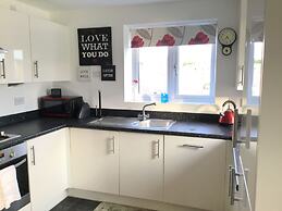 Two Bedroom Apartment in Basildon