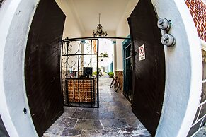 Gente de más Bed & Breakfast