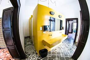 Gente de más Bed & Breakfast