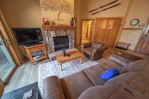 Buffalo Lodge 8419 by SummitCove Vacation Lodging