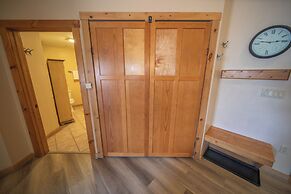 Buffalo Lodge 8419 by SummitCove Vacation Lodging