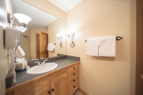 Buffalo Lodge 8419 by SummitCove Vacation Lodging