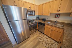 Buffalo Lodge 8419 by SummitCove Vacation Lodging