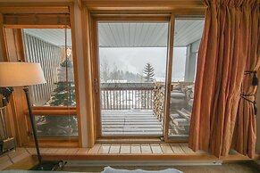 Liftside 309 by SummitCove Vacation Lodging