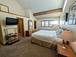 Enclave 5 by SummitCove Vacation Lodging