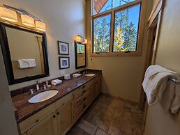 Keystone Prospectors Home 669 by SummitCove Vacation Lodging