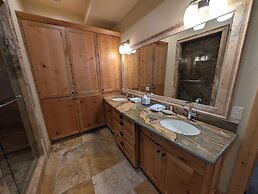 Keystone Prospectors Home 669 by SummitCove Vacation Lodging