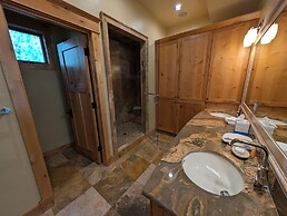 Keystone Prospectors Home 669 by SummitCove Vacation Lodging