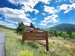 Tennis Townhomes 1314