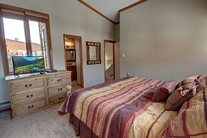 Tennis Townhomes 1314